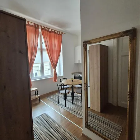 Centre Apartman *